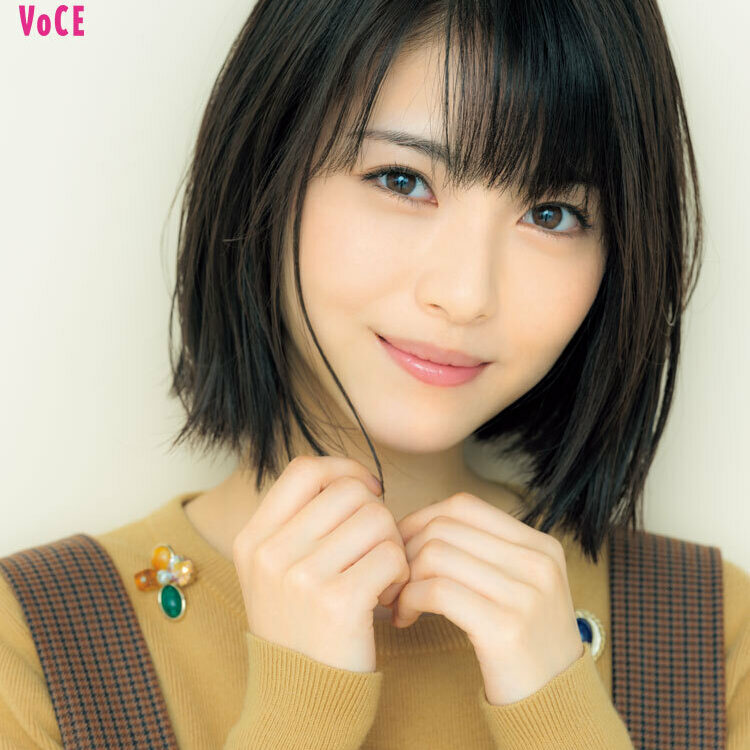 浜辺美波　直筆サイン入りクリアファイル an バイト ＣＭ 当選品 71KFN1HyZeL._UF350,350_QL50_.jpg