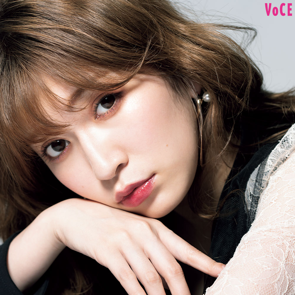 VOCE2020年11月号 吉田朱里
