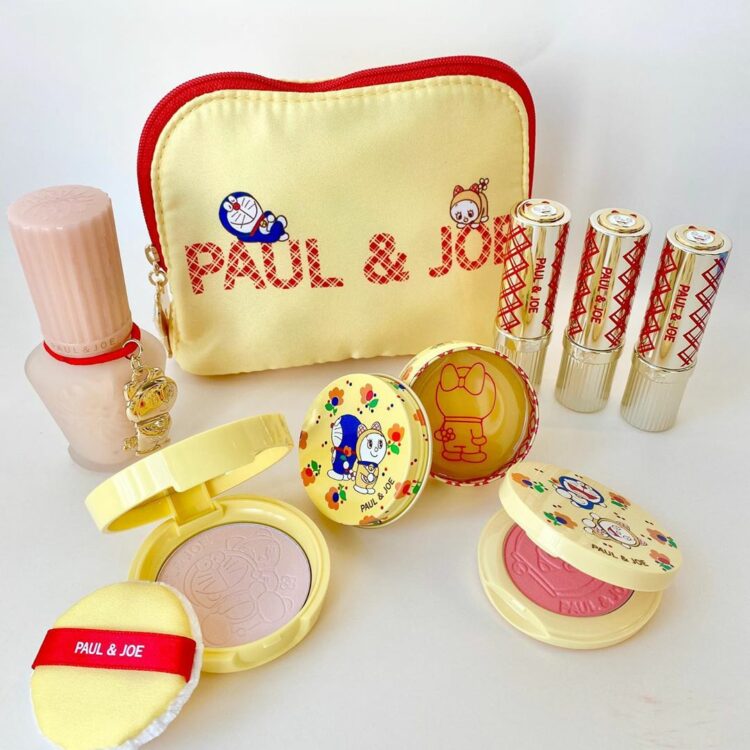 専用！新品   ポール&ジョー   ドラえもんコラボ クリスマスコフレ2020 ドラえもんコラボ」が可愛すぎ！ポール＆ジョーのコフレ2020、早