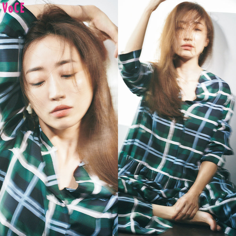 VOCE2020年11月号 神崎恵