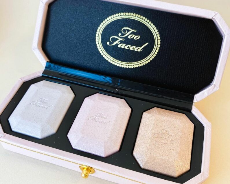 Too Faced】ダイヤモンドハイライターの限定3色パレット！【春