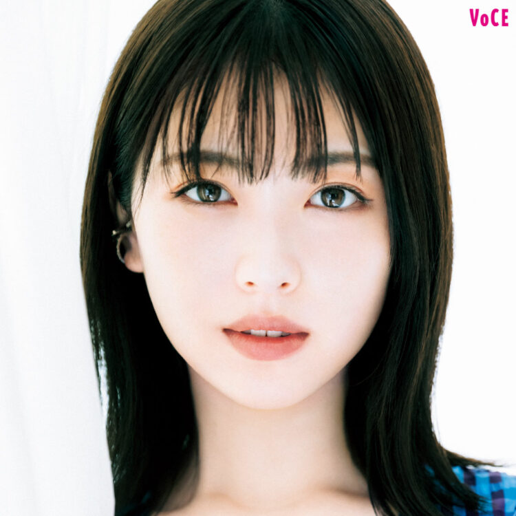 浜辺美波 写真集 20 ISBN978-4-06-519724-0 未開封品【DEAM3043