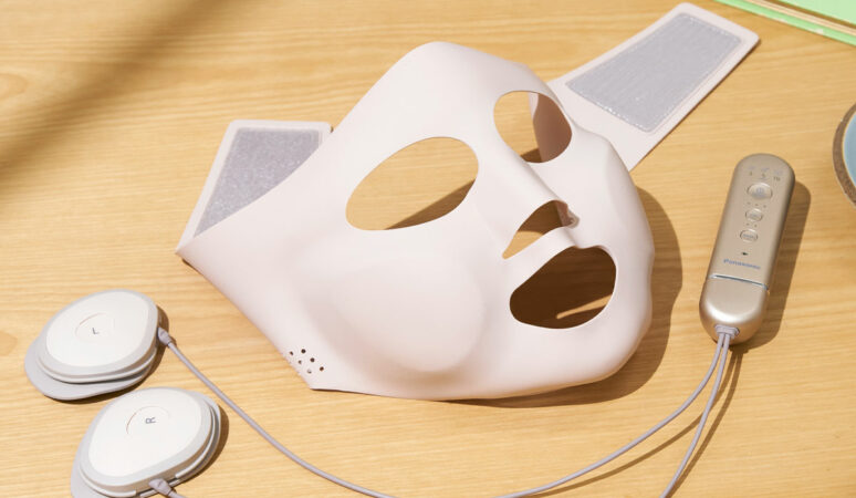 パナソニック　イオンブースト　マスク型イオン美顔器　動作確認済　即購入可 Panasonic パナソニック マスク型 イオン美顔器 イオンブースト