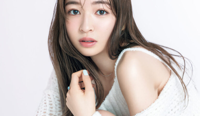 春はもうすぐそこ！パナソニックの新【光エステ】で“全身肌磨き”始め