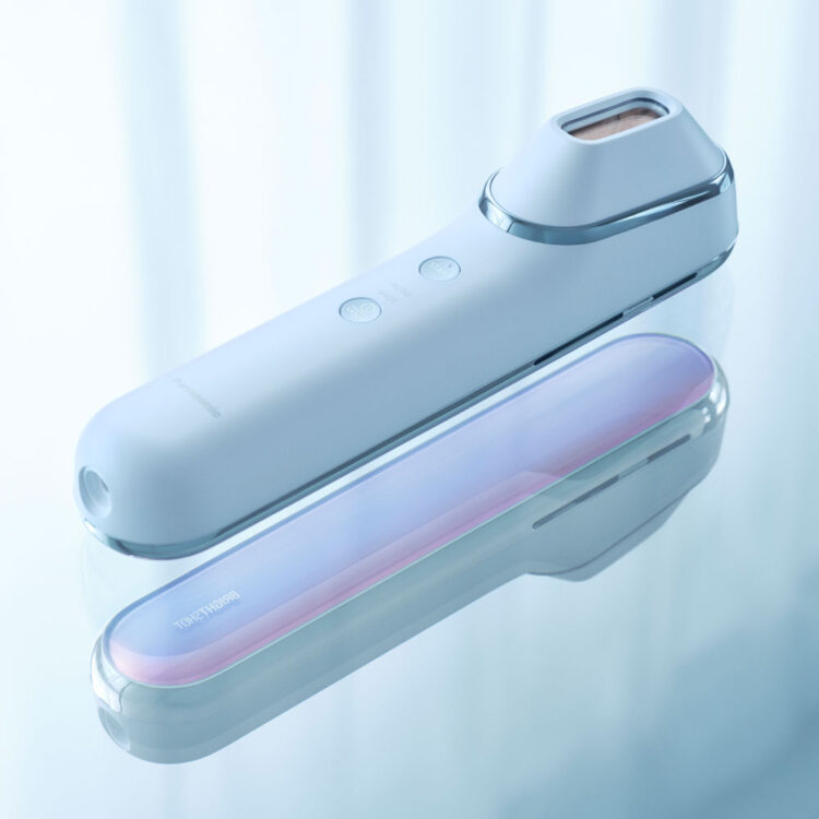 緊急募集15名】豪華プレゼントつき！パナソニック『光美顔器 フォト