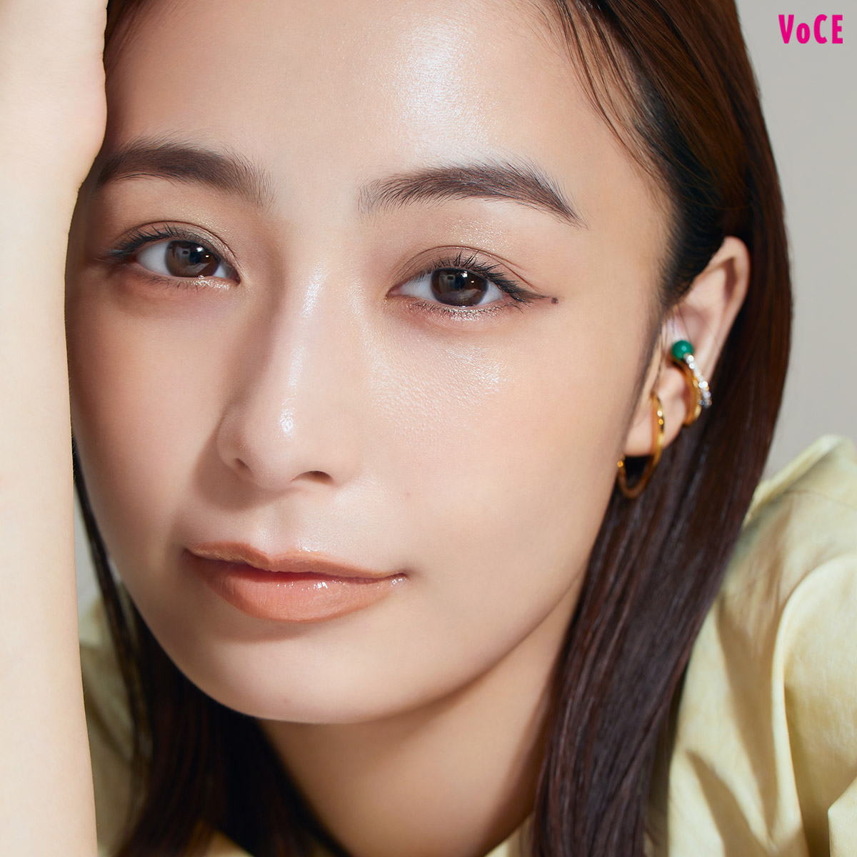 宇垣美里さんが手にいれた無敵のツヤ肌！クラランス【ダブル セーラム