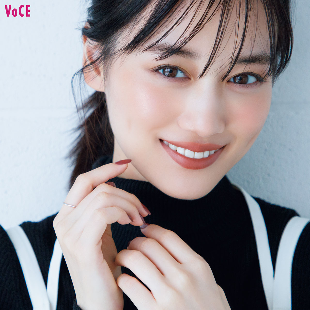 山下 美 月 整形