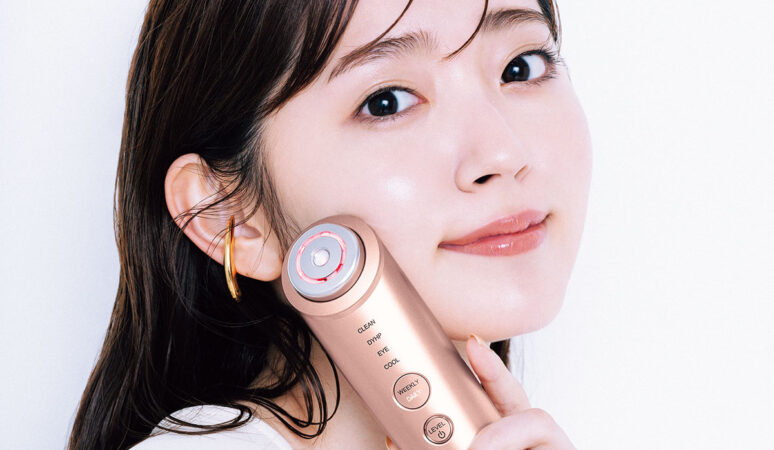 極美品　ヤーマン　フォトプラスシャイニー BeautyBox Amazon.co.jp: ヤーマン 美顔器 フォトプラス シャイニー BeautyBox