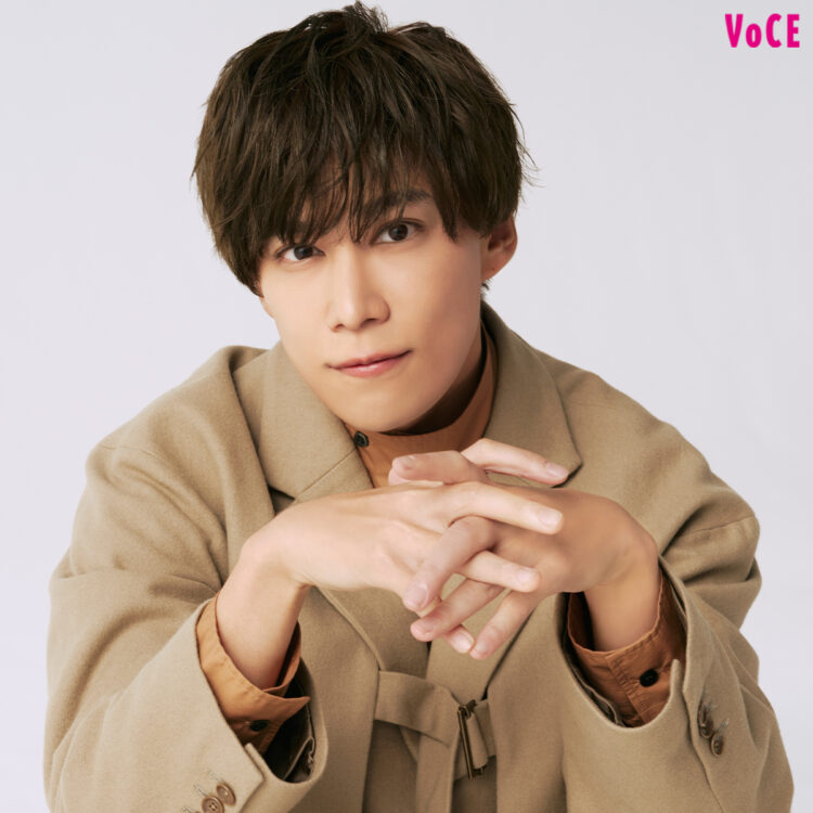 千賀健永 公式写真 Jロゴ 27枚セット(おまけつき) 千賀健永 公式写真 Jロゴ 27枚セット(おまけつき)