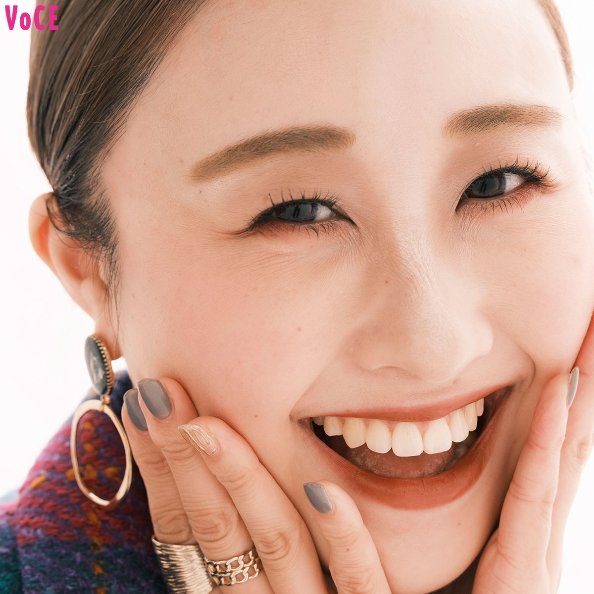 元宝塚歌劇団・花組娘役スター【音くり寿】リピ買いのプチプラコスメ