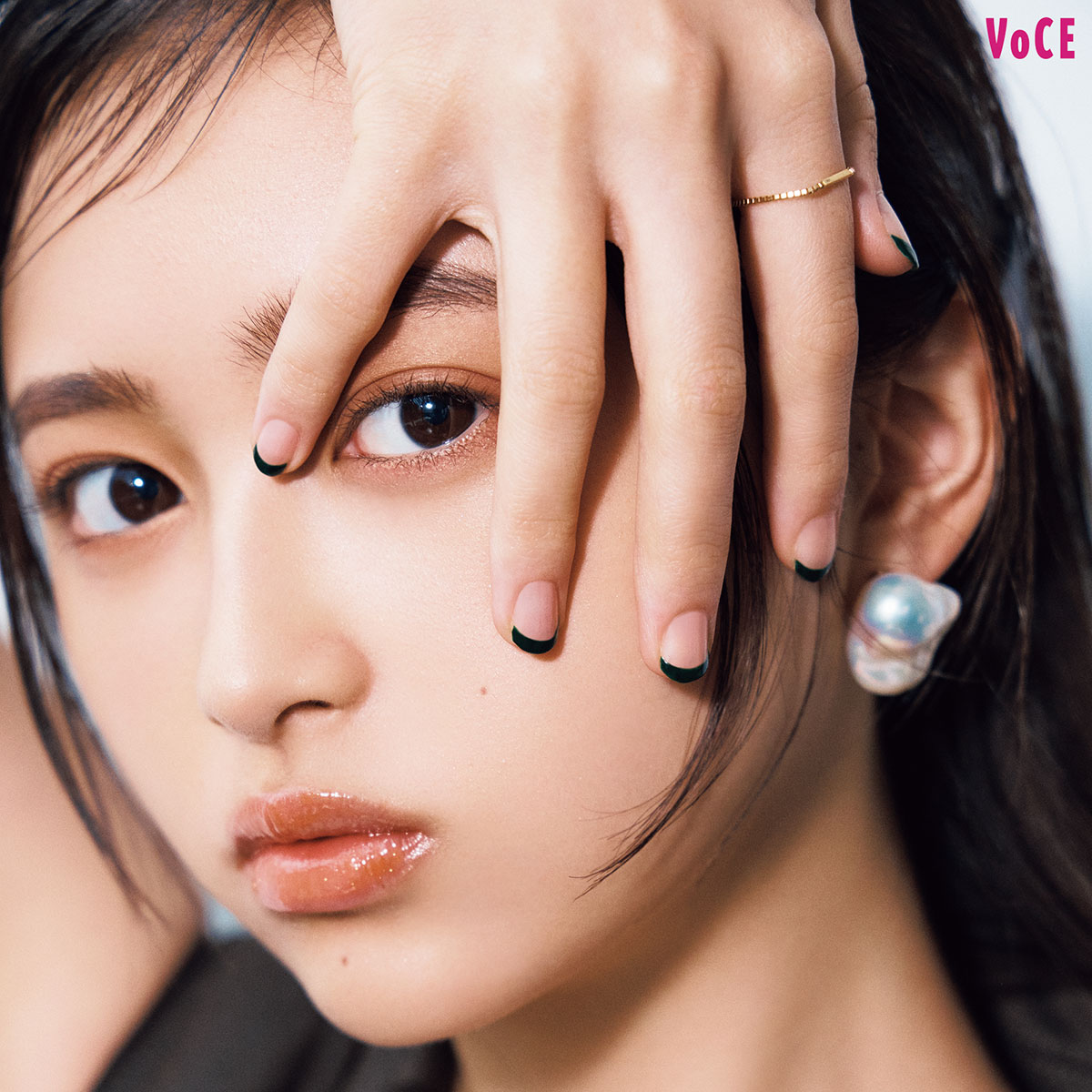 乃木坂46井上和】オレンジリップ×グリーンネイルで粋な色遊び！【最旬