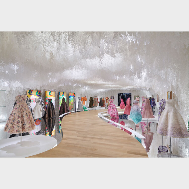 美容好きさんのための！「クリスチャン・ディオール、夢のクチュリエ