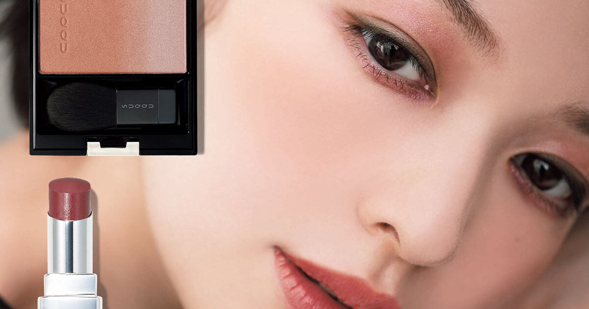 大人の夜デートに！【シャネルのリップ×SUQQUのチーク】でつくるドレス