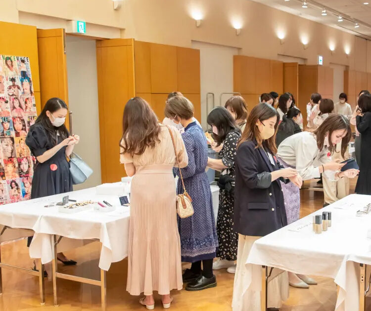 4/9(火)開催】お土産つき！人気コスメを一気にお試しできる