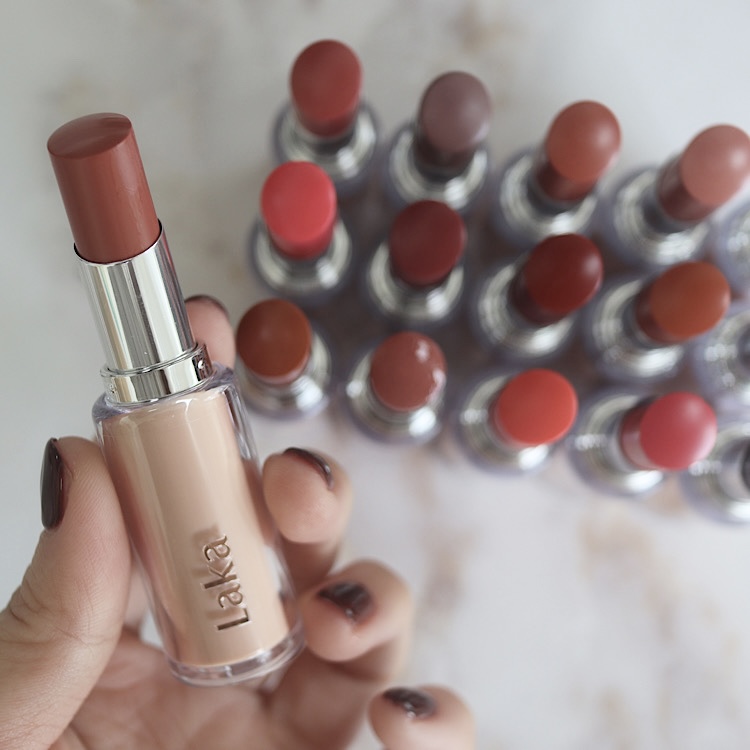 Laka ボンディンググロウリップスティック 17本セット Qoo10] Laka [新カラー] ボンディンググロウリップス : ポイント