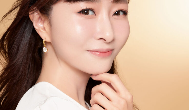 美容家・石井美保さんの美肌が語る】輝きの源はクレ・ド・ポー ボーテ