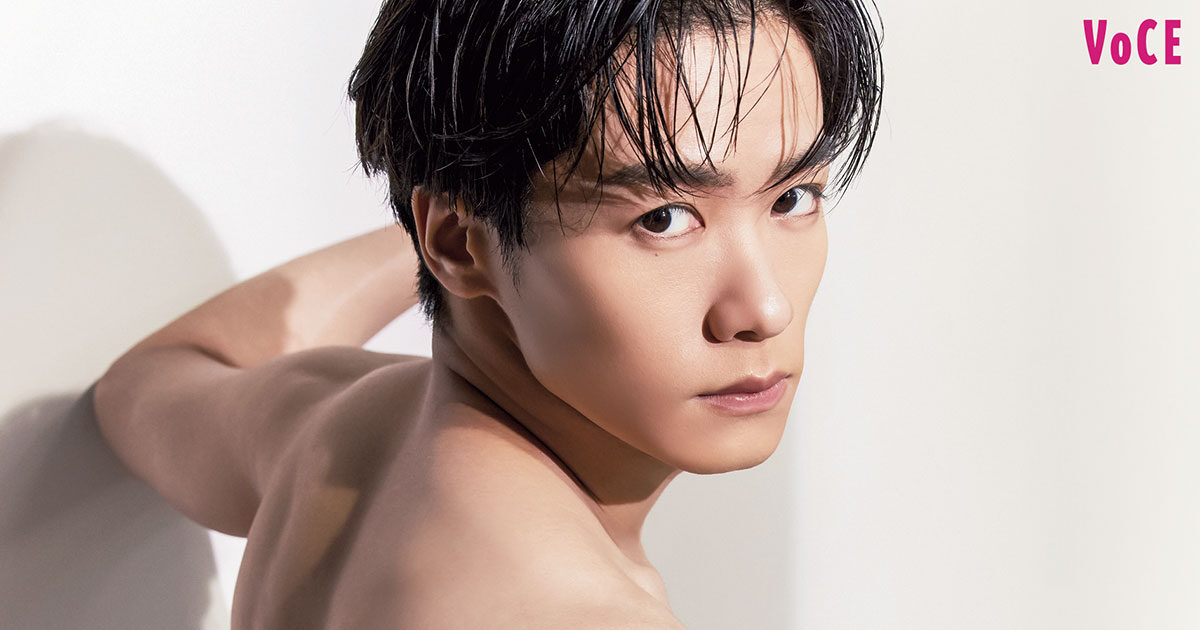 川村壱馬 川村壱馬(THE RAMPAGE)が“赤壱馬”と“黒壱馬”2パターンの表紙で