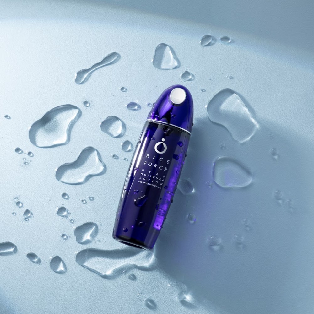 ロングセラーの高保湿化粧水でうるおい力を底上げ！本質的ケアで自立