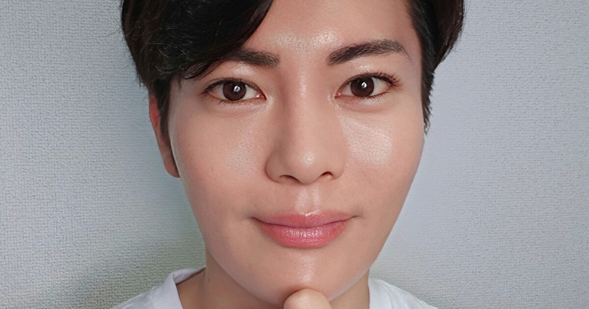 しゃべる真珠】美肌研究家・KyoNのポーチの中身【気になる美容人の