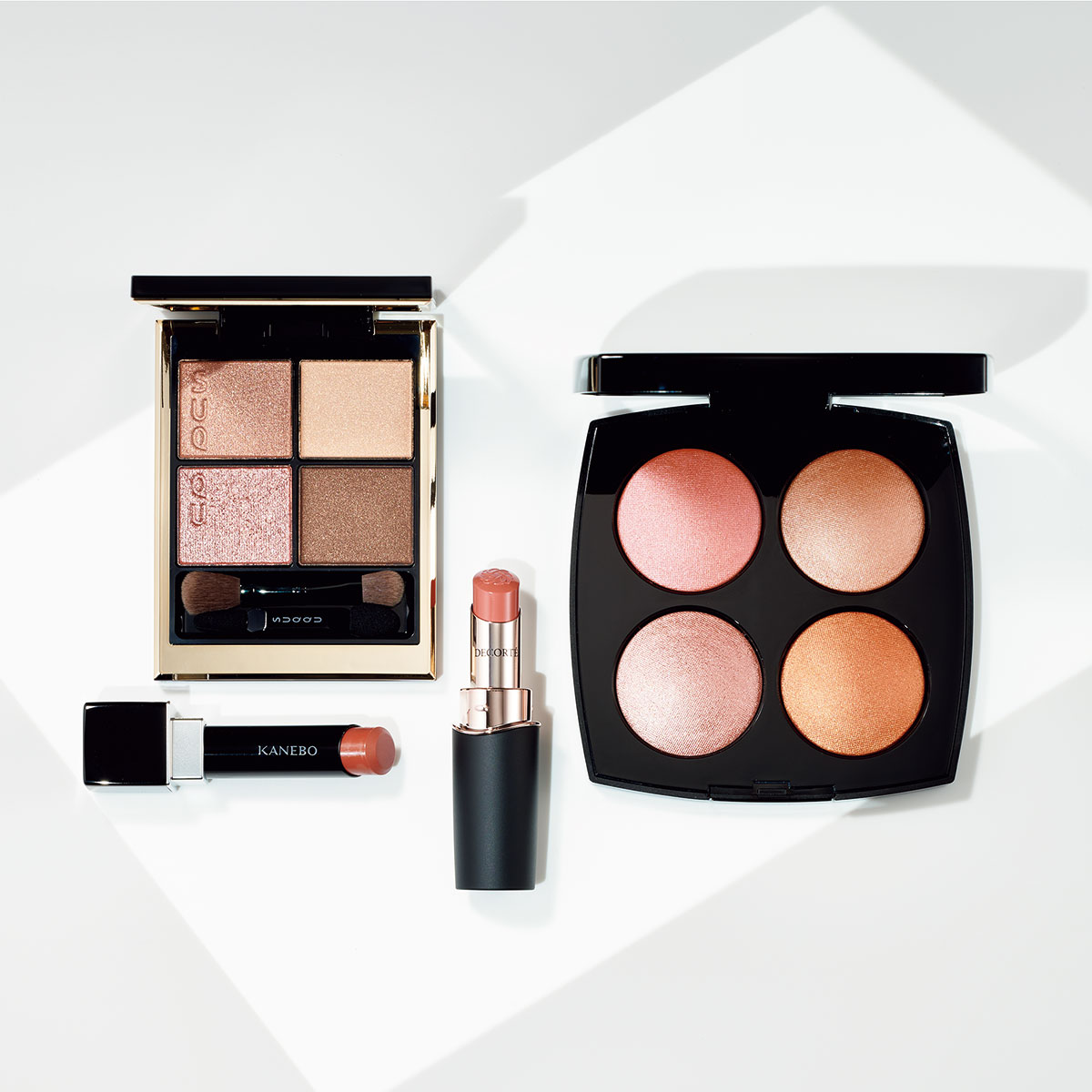 新作春コスメ】進化系ベージュブラウンに注目を！【SUQQU、コスメ