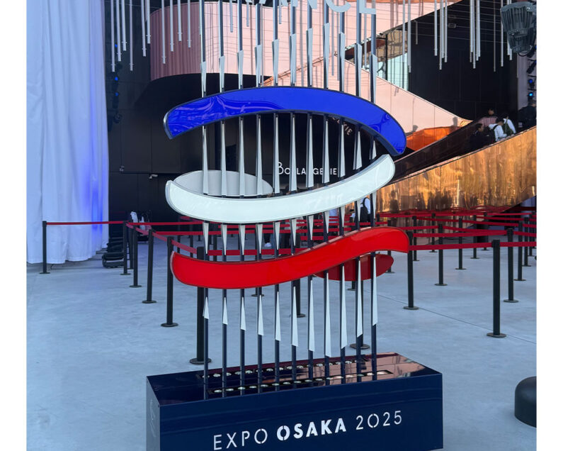 非売品希少】VIP フランスパビリオン 大阪関西万博2025 バッジ 非売品