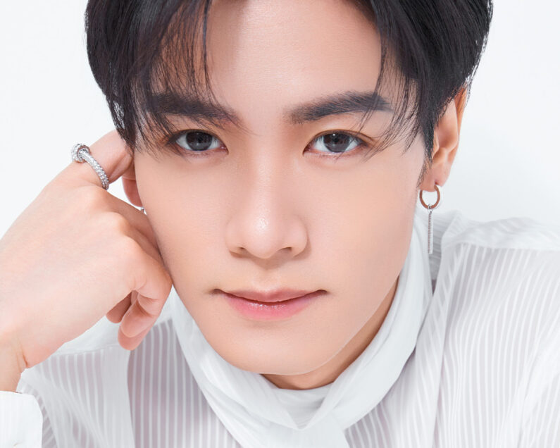 名品ビタミンC化粧水が進化！川村壱馬が目指すは、透明感リミットレス