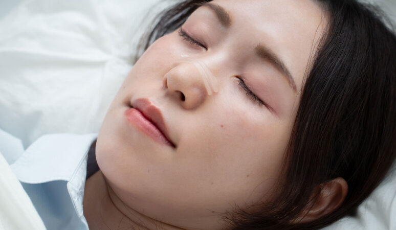 いびき対策】おすすめグッズは？肌のくすみ・薄毛・うつ病の原因