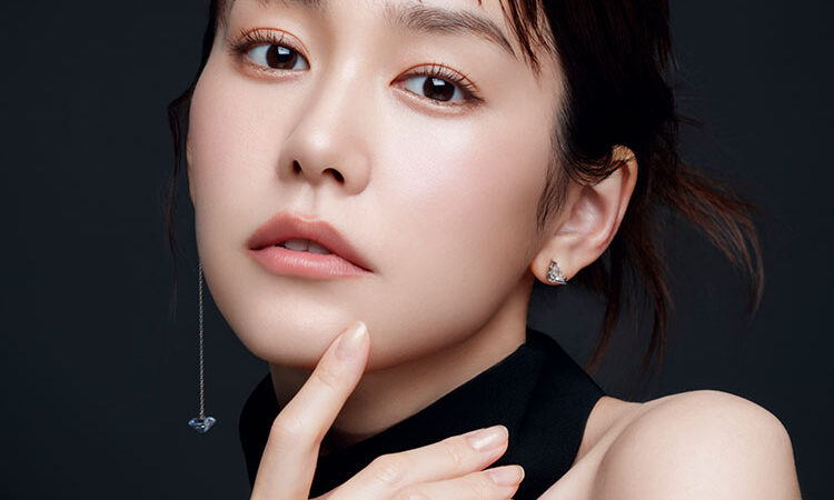 【非売品】桐谷美玲　等身大パネル【未使用】 Amazon.co.jp: 美玲さんの生活。super! : 桐谷 美玲: 本