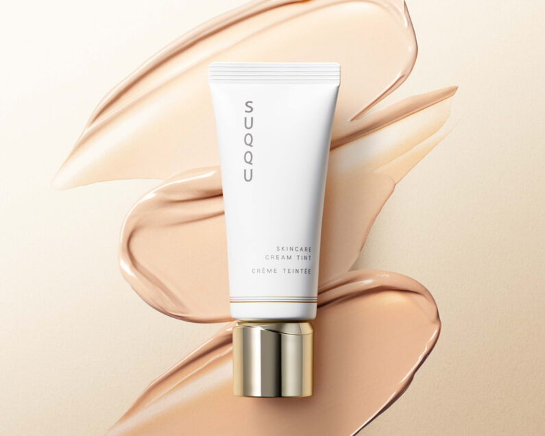 SUQQU初 スキンケア発想のファンデーション】メイクをしながら、肌が