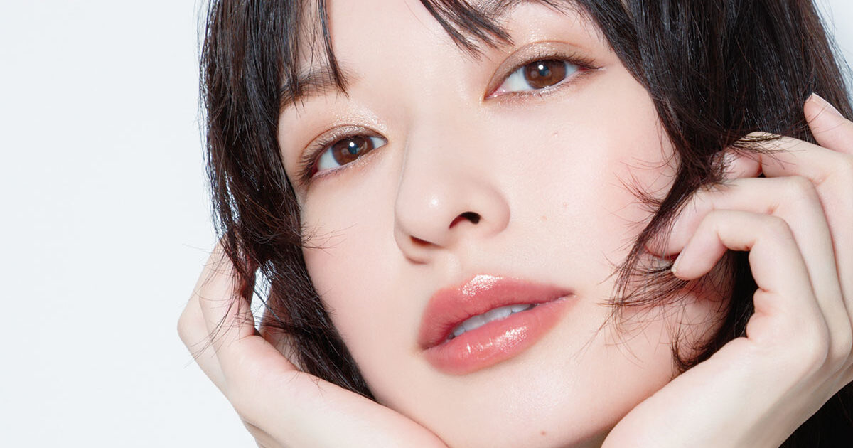 彩りと輝きで目元に品格を】瞳に存在感を宿す、エレガンスの新作アイ