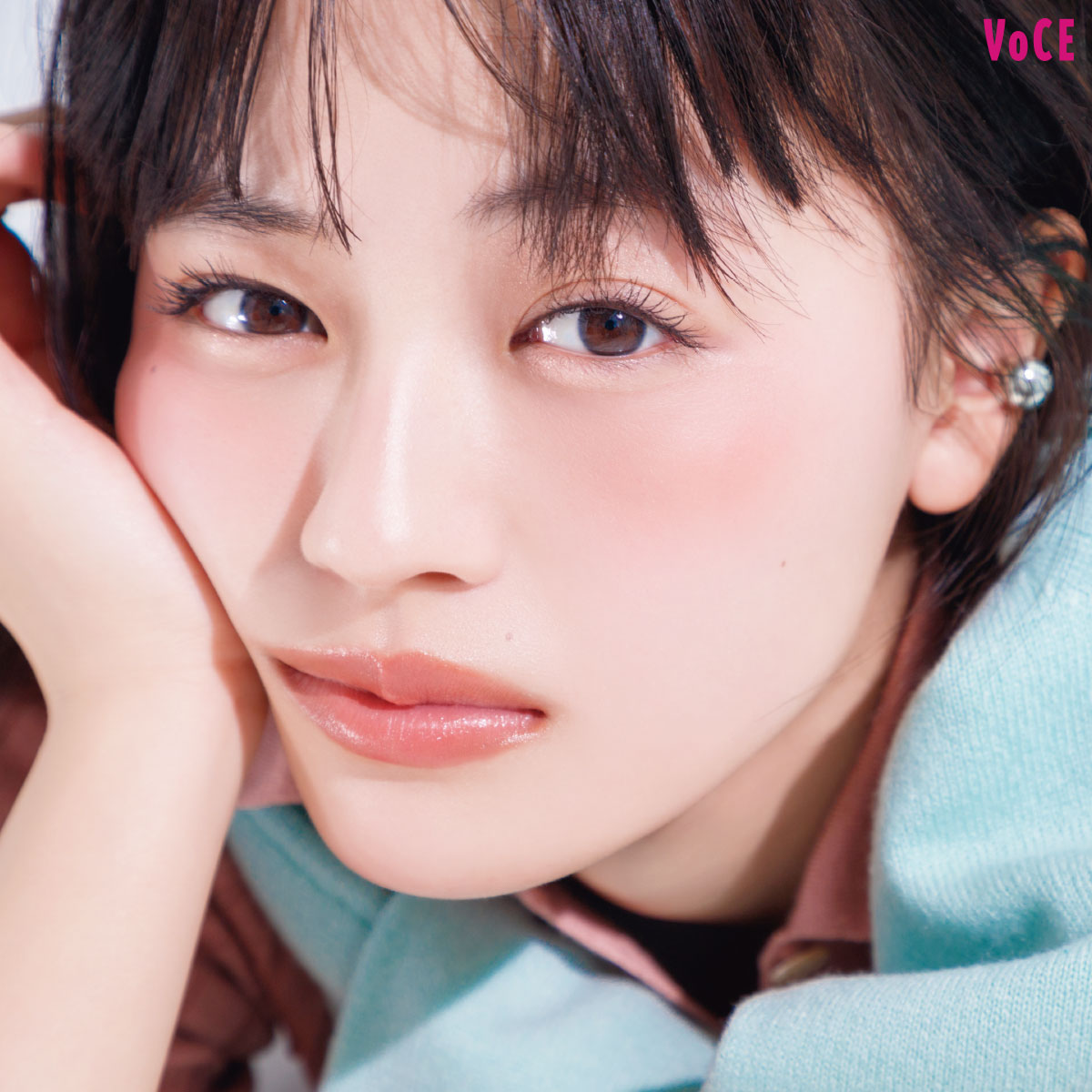 上坂樹里】ルナソルの暖色ラメで笑顔が似合う秋メイク【秋メイク2025