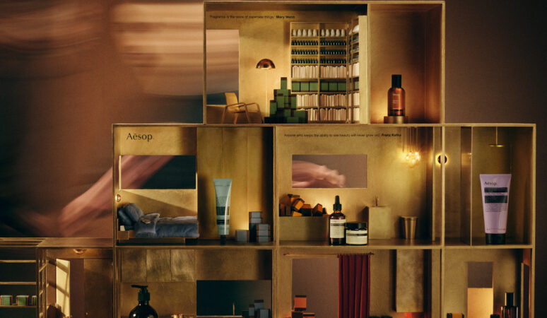 イソップ・クリスマスコフレ2025】10種のホリデーセットが登場！過去