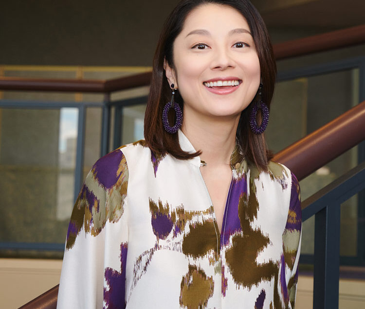 【ラストチャンス廃棄処分価格】　小池栄子　②　等身大ポスター　未使用 2025年最新】小池栄子 等身大の人気アイテム - メルカリ