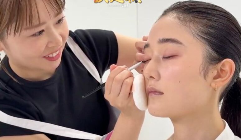 NEXTヘアメイク決定戦・2ndラウンド】淡い目元でレディな仕上がり