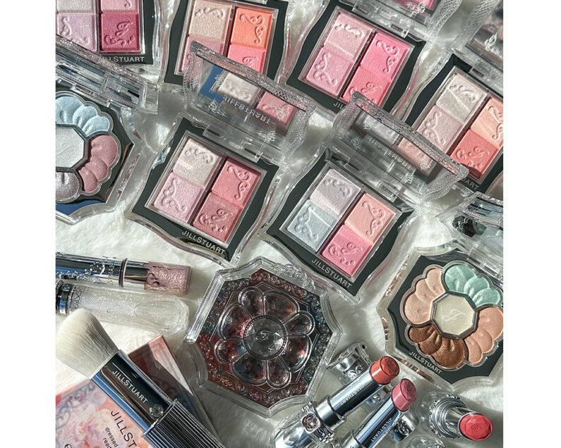 ジルスチュアートの夏コスメ2026】多幸感満点の夏コレクション。全色