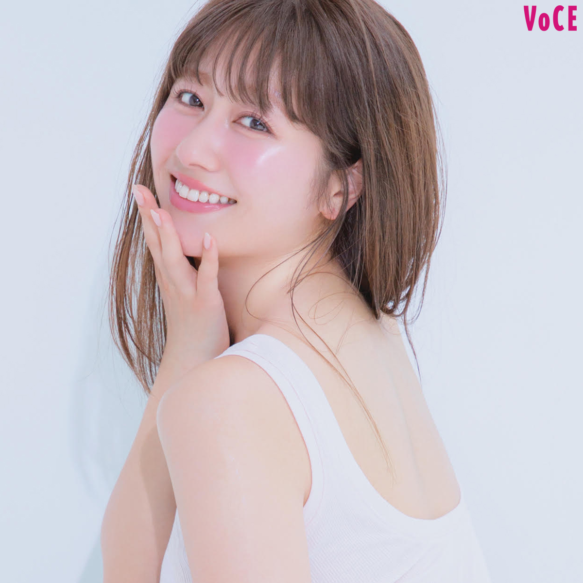 VOCE7月号の舞台裏】ももクロ・佐々木彩夏が『VOCE』7月号で“無敵の