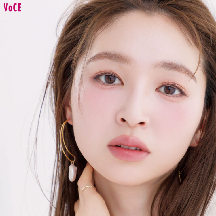 高畑充希】がVOCE表紙に初登場！「自分らしさの貫き方」を語る