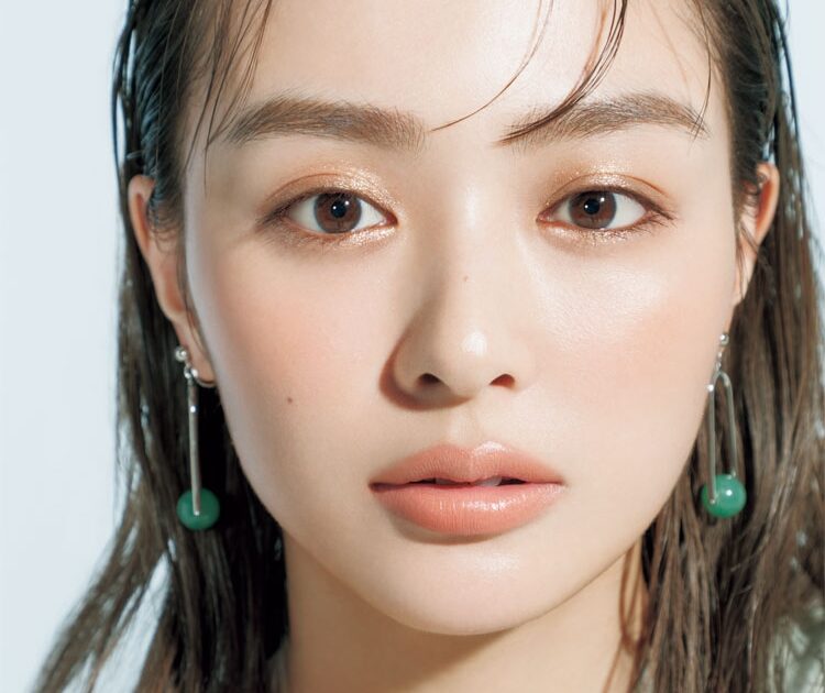 目元キラキラで！カラーまつ毛で！茶色リップで！だーりおの