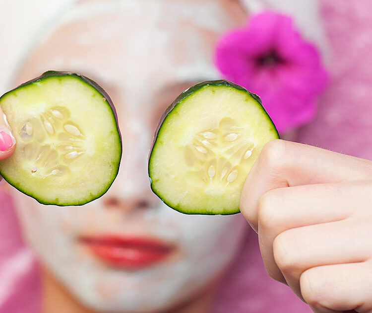 ビューティニュース クリニックに駆け込む前に 自宅でできるシミ 色ムラケアとは 美容メディアvoce ヴォーチェ