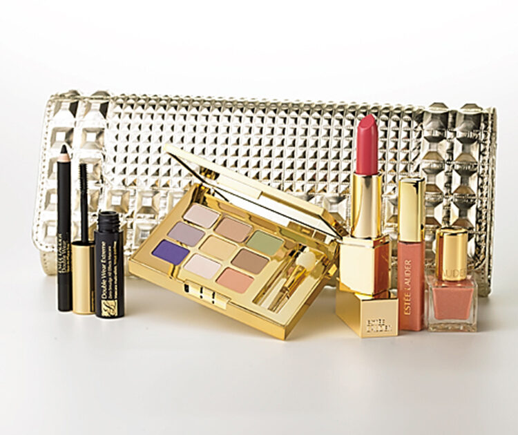 エスティローダー　プレストパウダー・リーフペアレントコンパクト・クリスマスコフレ まだ間に合う！ エスティ ローダーのクリスマスコフレ5【ビューティ