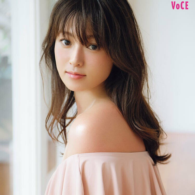 g8dneUxD_1537248112-750x750.jpg