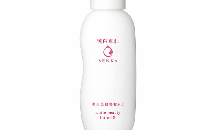 化粧水と美容液が1本に！ 美白もうるおいもお任せの美容水[PR