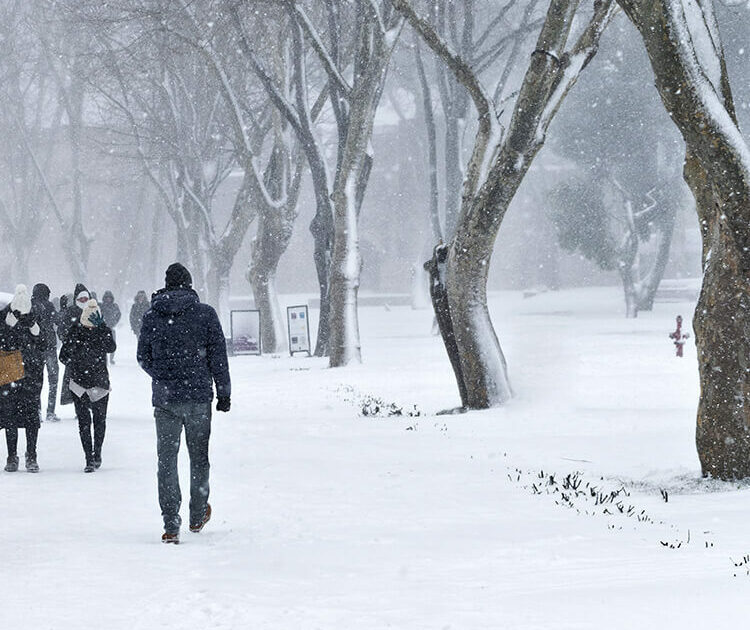 通勤途中 滑らず歩く 雪の日リスク を回避する方法５つ ビューティニュース 美容メディアvoce ヴォーチェ