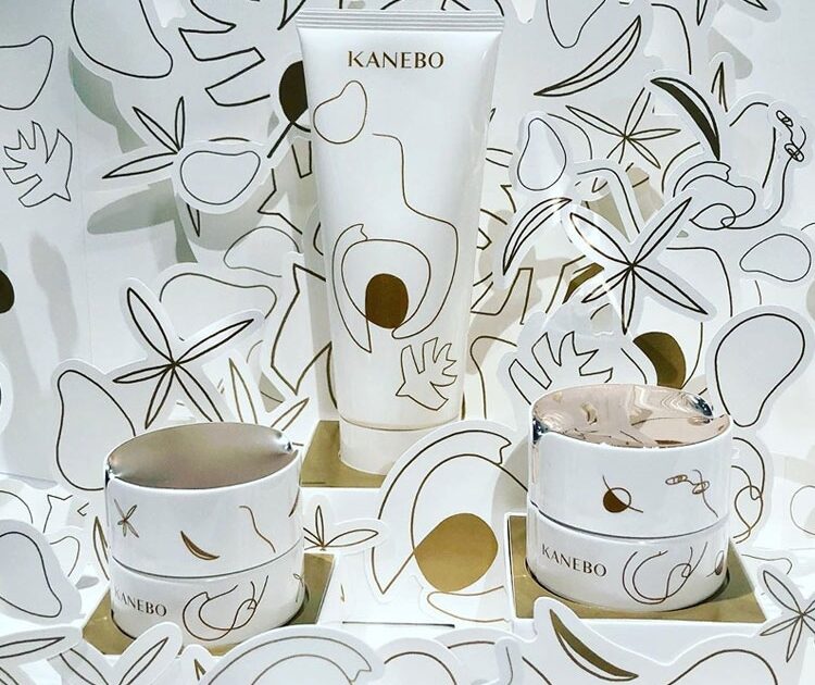 カネボウ化粧品 クリスマスコフレ2019 KANEBO】カネボウの名品スキンケア、素敵な限定