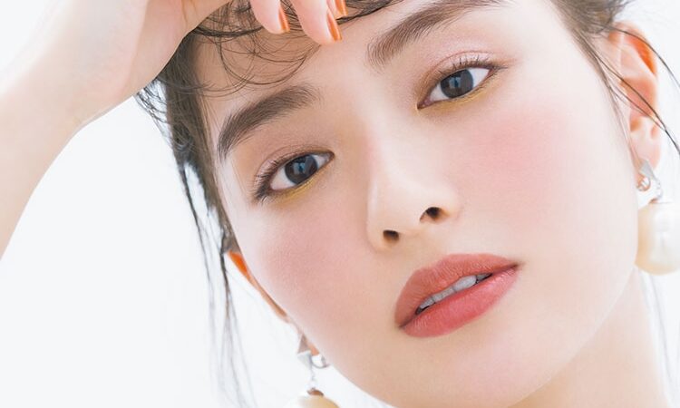 paku☆chanさん発！“広域チーク”でピュアさ増しの【春美人】LOOK