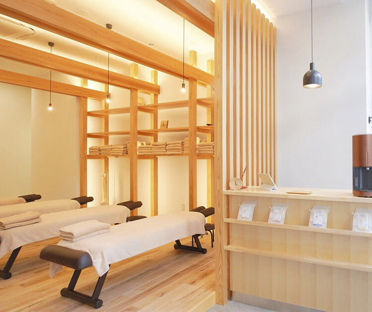 まさに大人の隠れ家 九段下に誕生した整体院 整体 骨盤調整connect 潜入レポ お家でできるセルフケア術もご紹介 ビューティニュース 美容メディアvoce ヴォーチェ